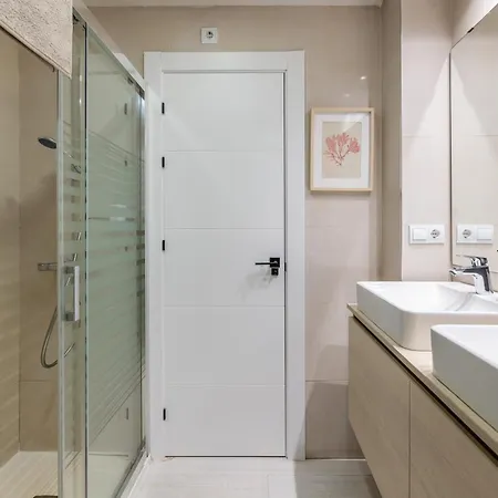 Apartment Victoria 16 Premium By Nagoa Homes
