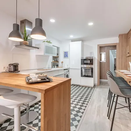 Apartment Victoria 16 Premium By Nagoa Homes